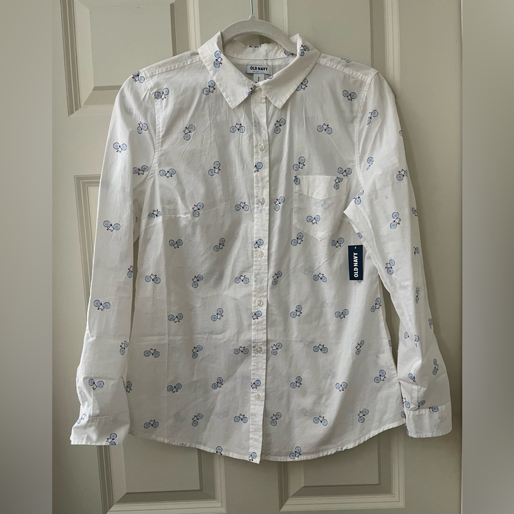 NWT Women’s Old Navy 100% cotton white button down shirt bicycle print 2013 S
